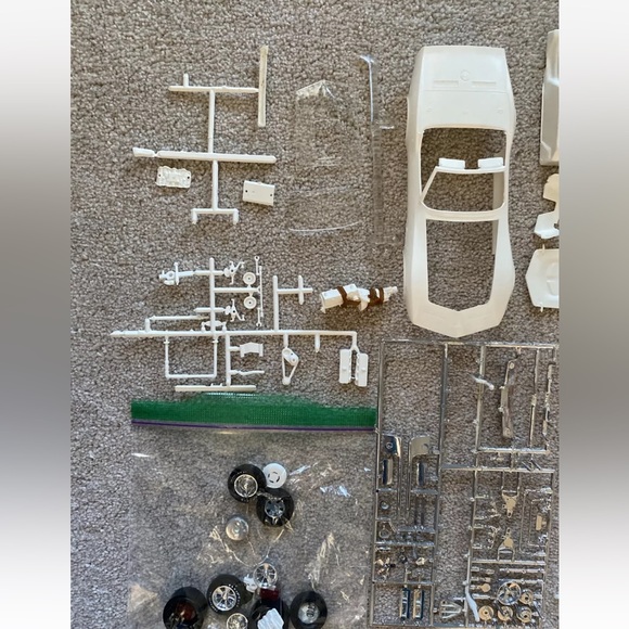 AMT ‘72 Corvette Open Roadster - Picture 8 of 13